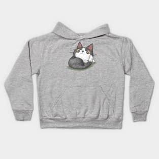 Black kitten curled up Kids Hoodie